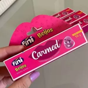 CARMED Fini Beijos Hidratante Labial com cor 10g